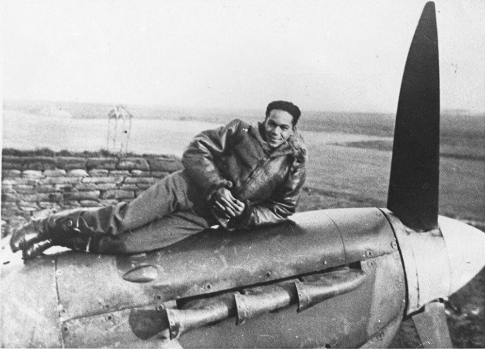 Pilot Officer Victor Emmanuel Tucker